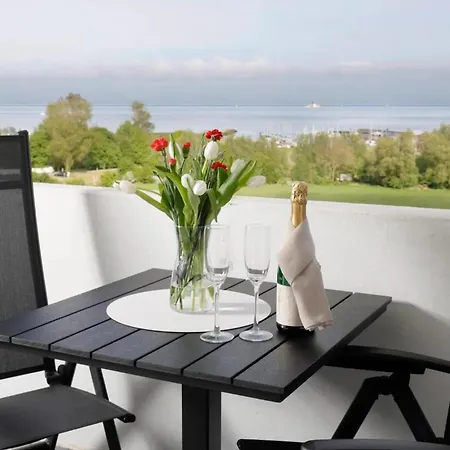 Meerblick D9 Mit Balkon Und Pool Apartment Schillig