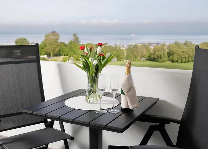 Meerblick D9 Mit Balkon Und Schwimmbad * Schillig